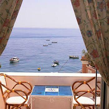 Aparthotel Flavio Gioia 3*