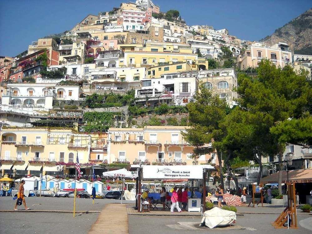 Apartment Costanzo Front *