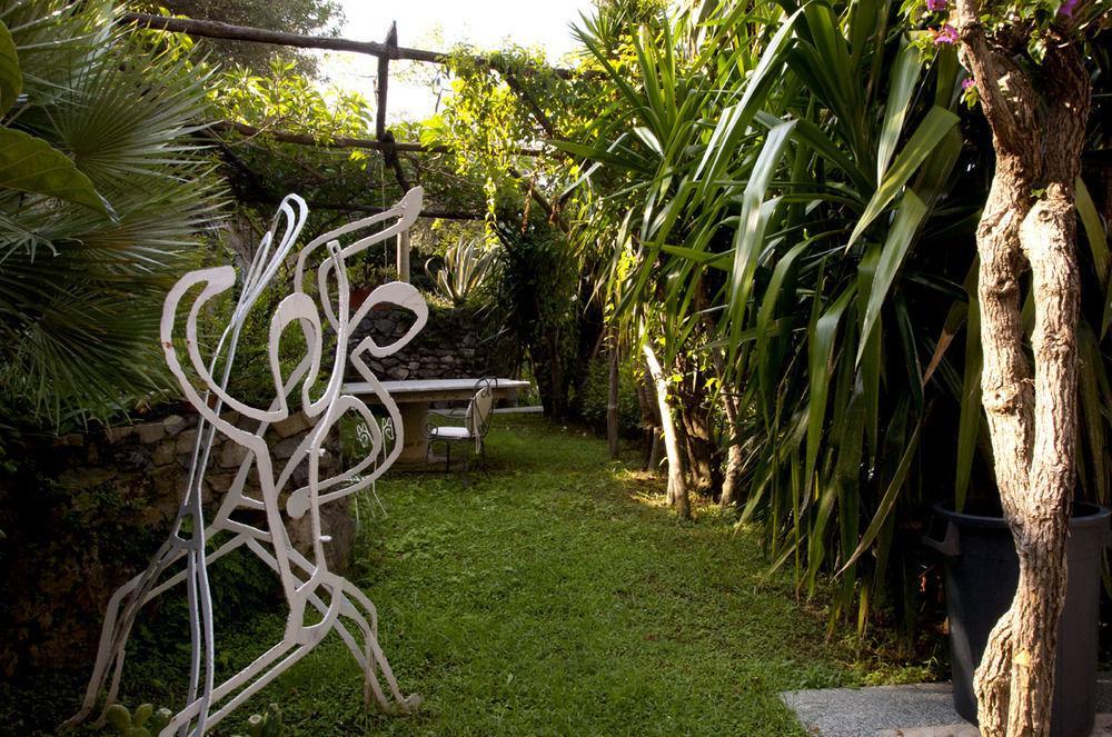 I Giardini Dei Sensi Aparthotel