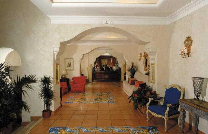 Posa Posa Hotel 4*