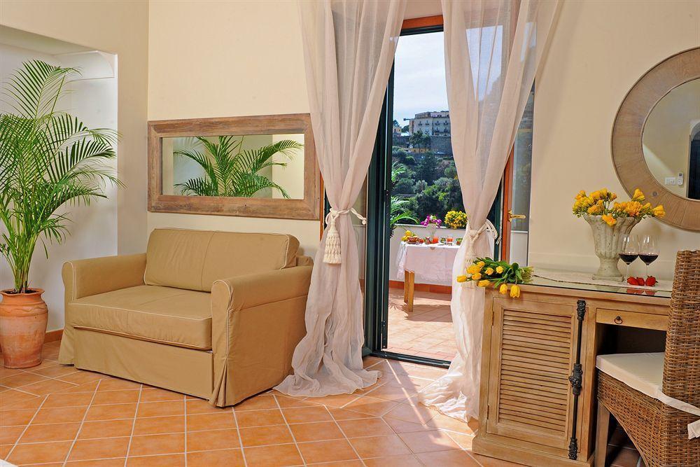 Guest house Maison Liparlati 2*