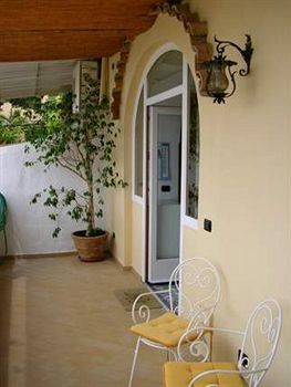 La Caravella Di - Relais, & Residences Aparthotel Positano