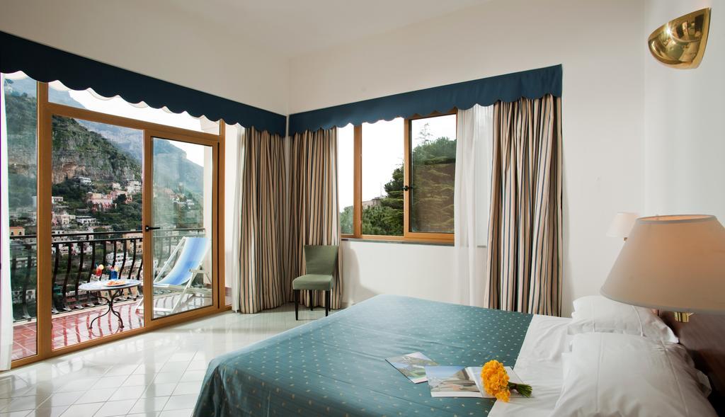 Royal Hotel