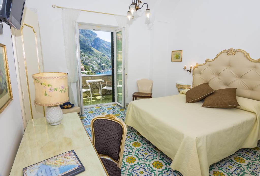 Reginella Hotel 3*