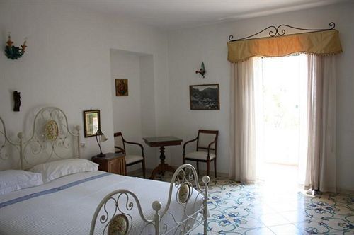 Guest house Dimora Del Podesta 3*