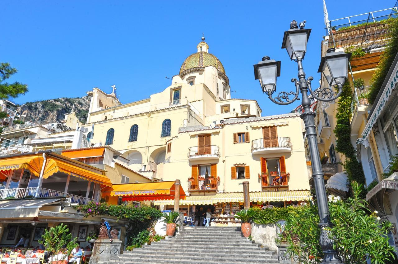 Costanzo Front Apartment