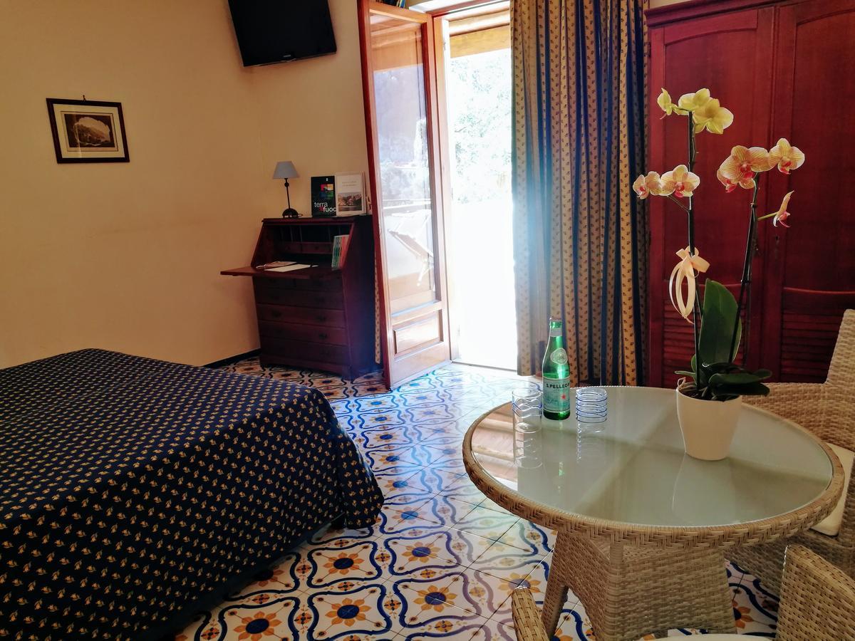 La Taverna Del Leone Guest house