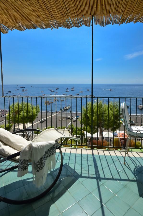 - Casa Raffi *