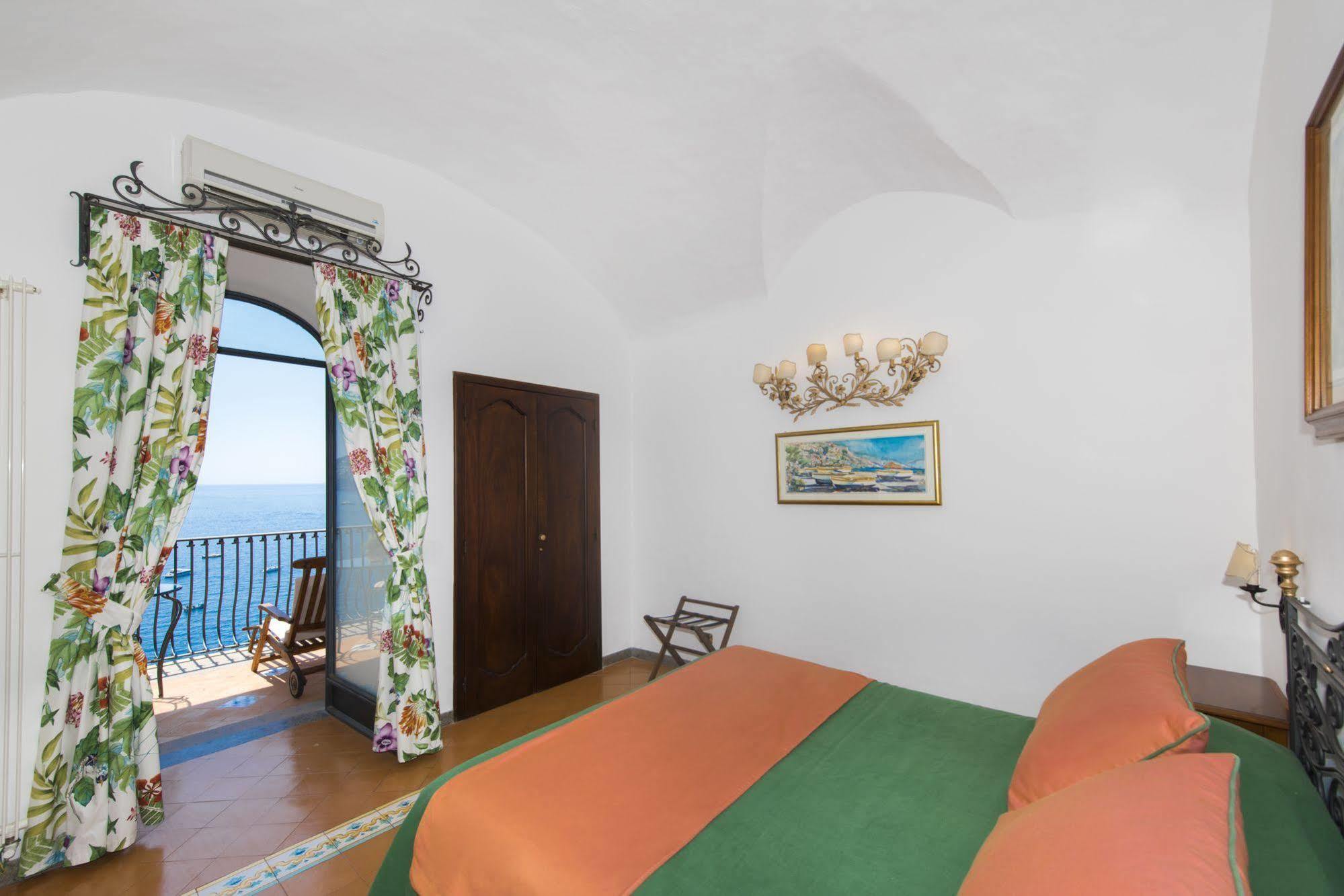 Miramare Hotel 4*