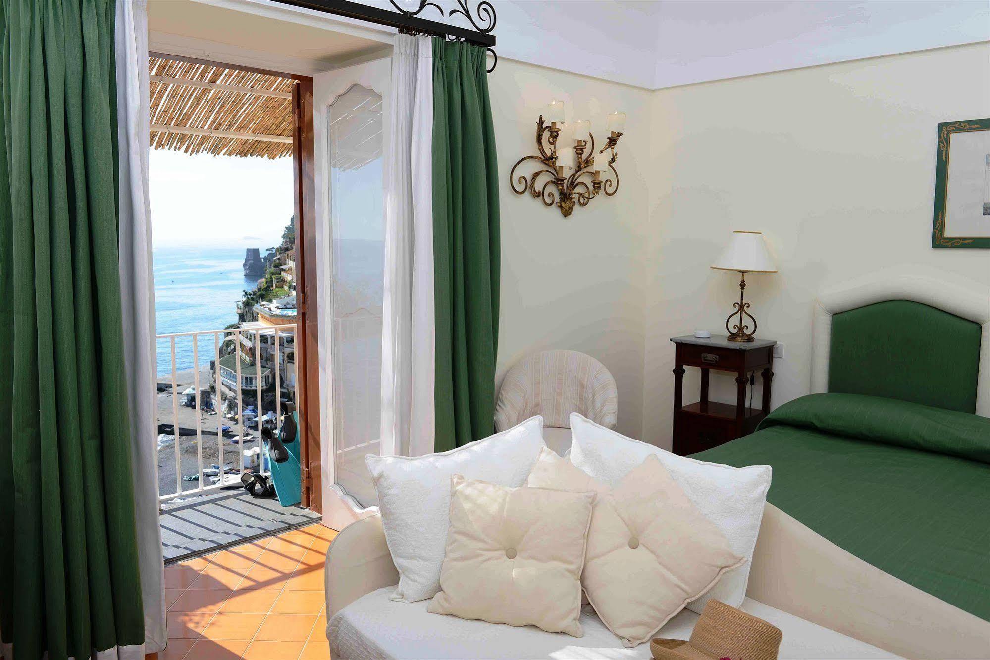 Buca Di Bacco Hotel 4*