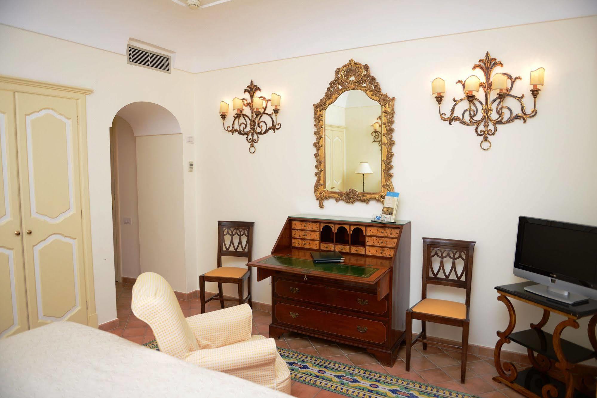 Buca Di Bacco Hotel Positano