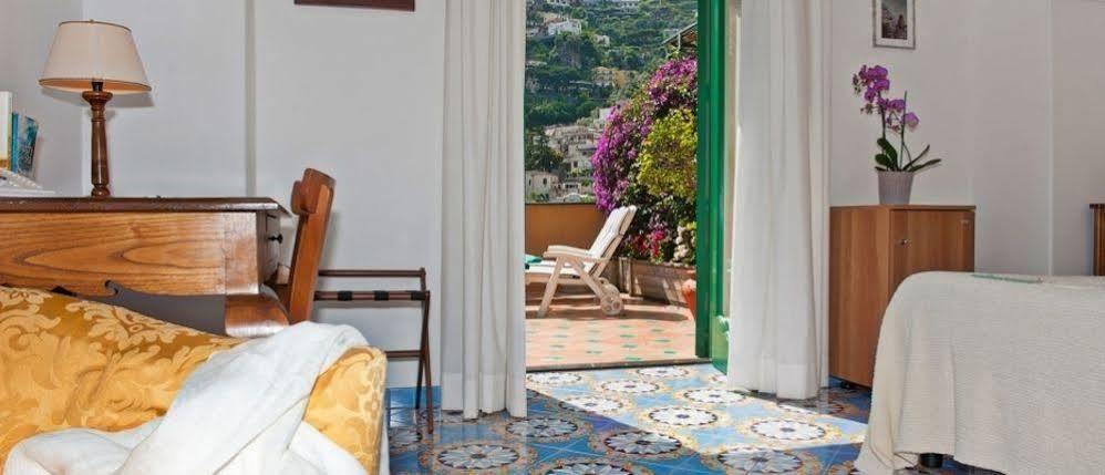 Savoia 4*