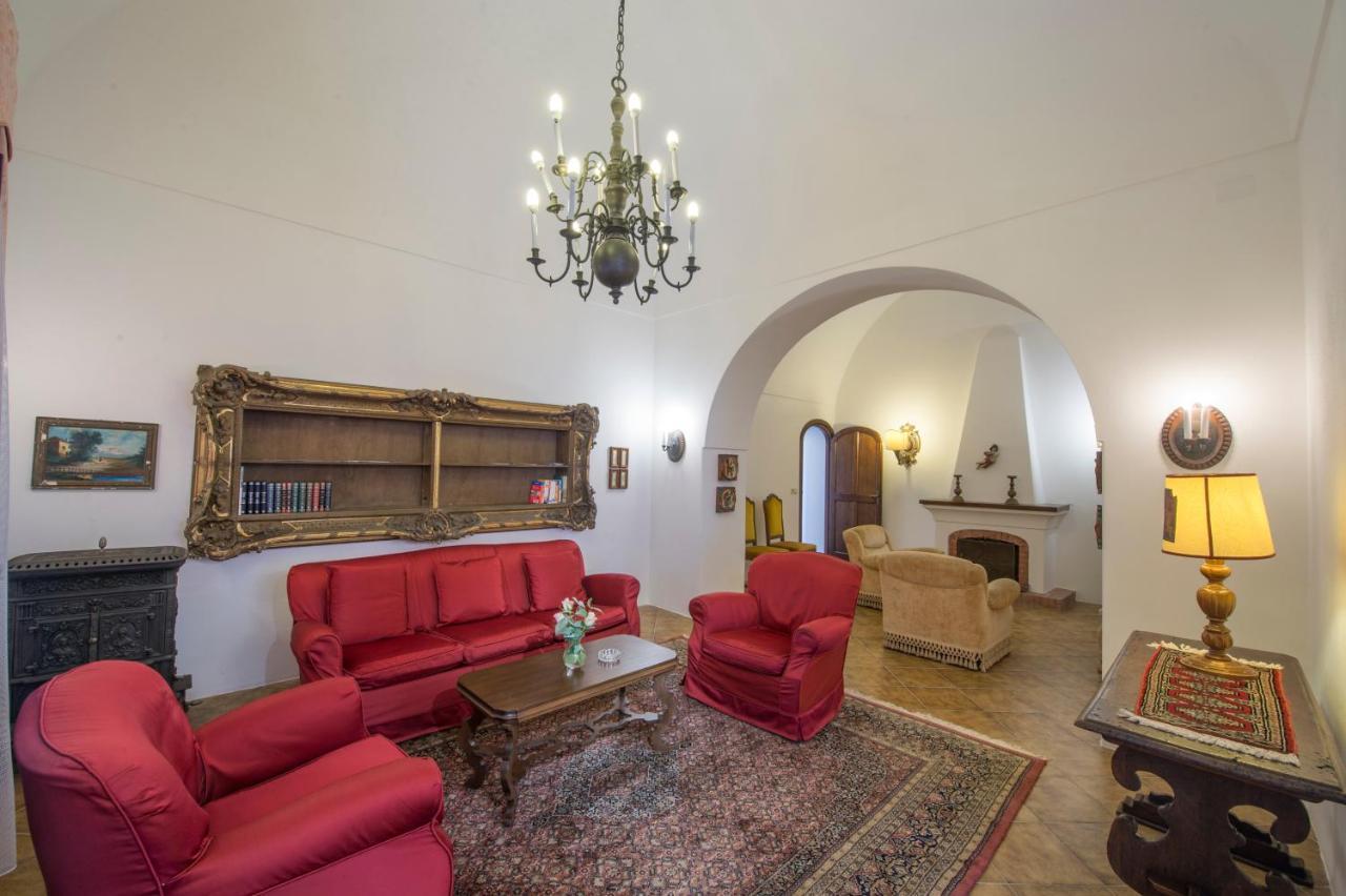 Virginia Villa
