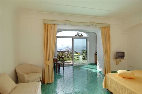 Bed & Breakfast Bacio Del Sole 3*