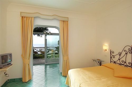 Bacio Del Sole Bed & Breakfast Positano