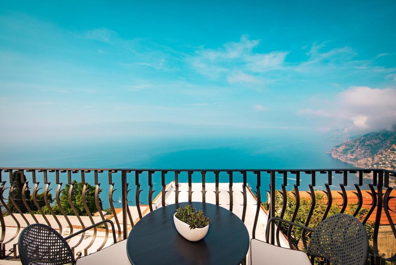 Zeus Positano