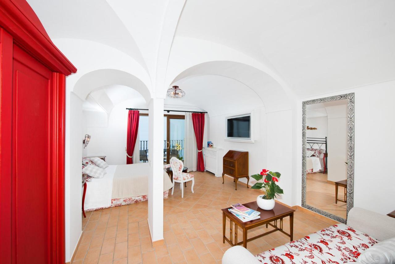 Zeus * Positano
