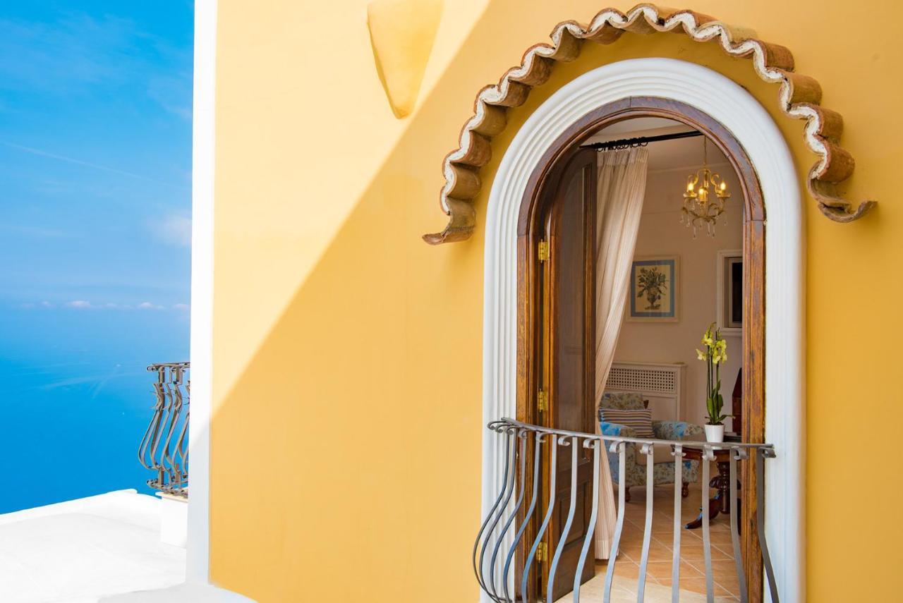 Zeus Villa *