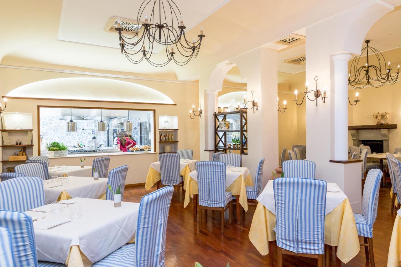 La Taverna Del Leone Positano