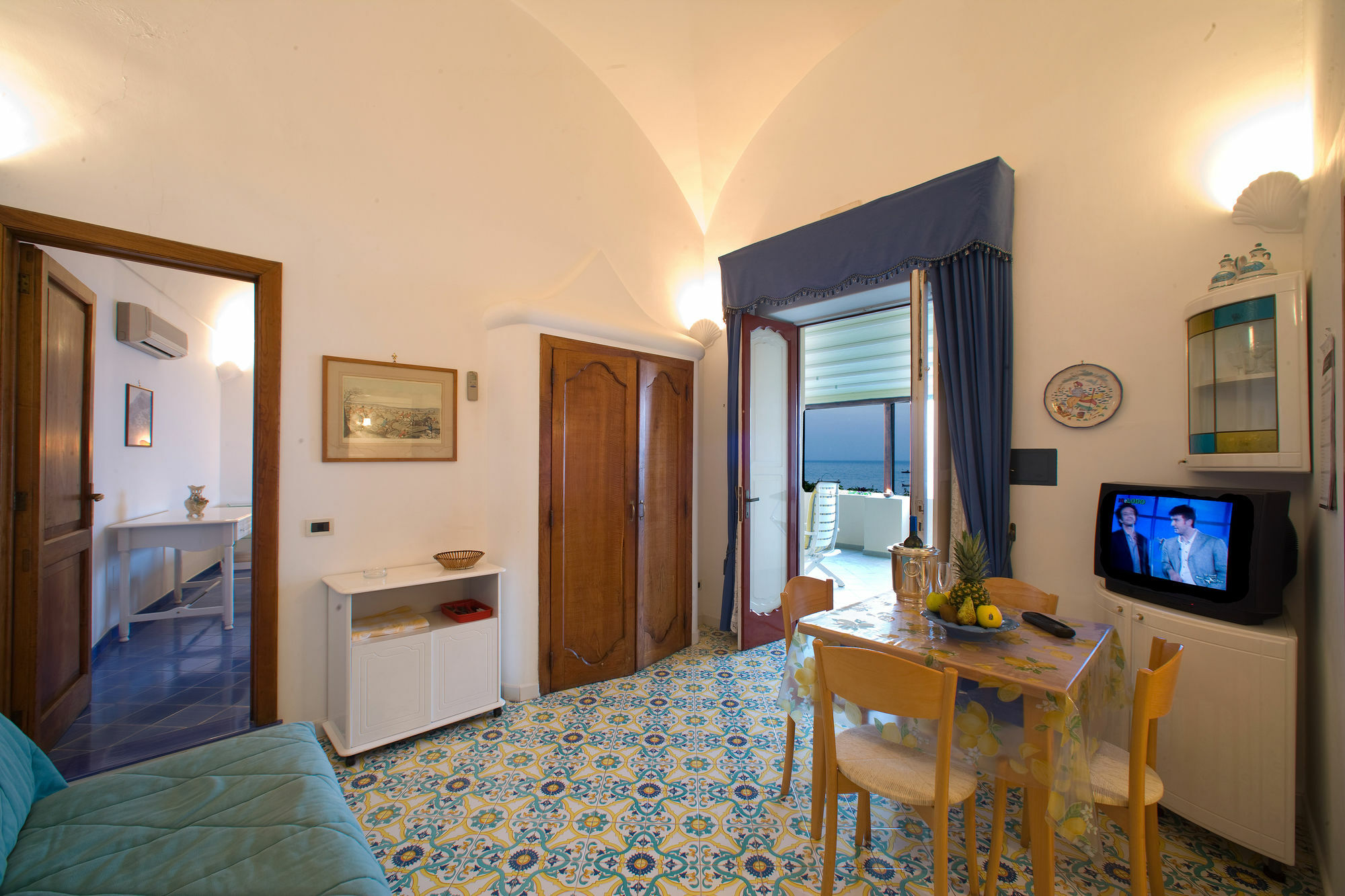La Caravella Di - Relais&beach Aparthotel 3*