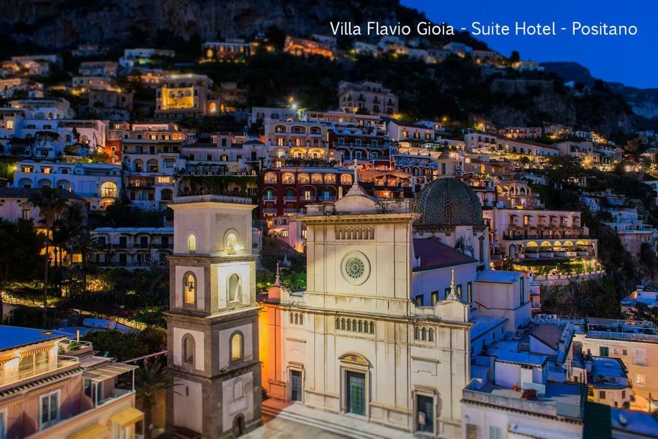 Flavio Gioia Aparthotel 3*