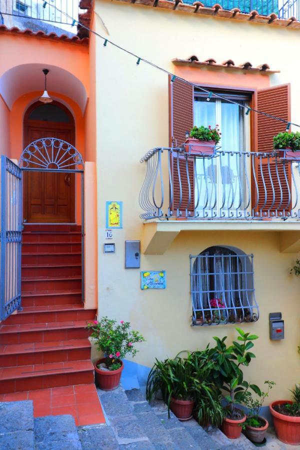Casa Alessandra - De Vivo Realty