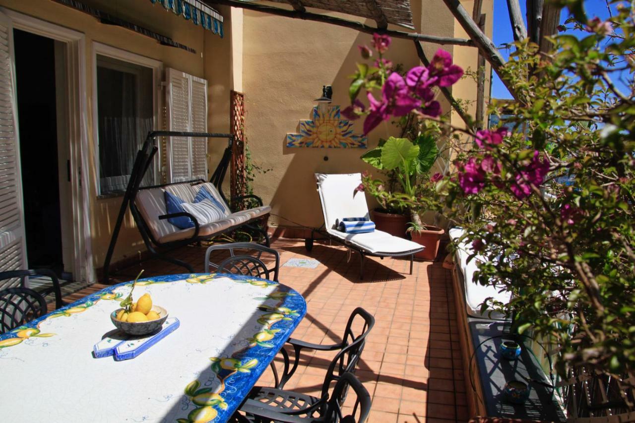 Flower Power Apartment Positano