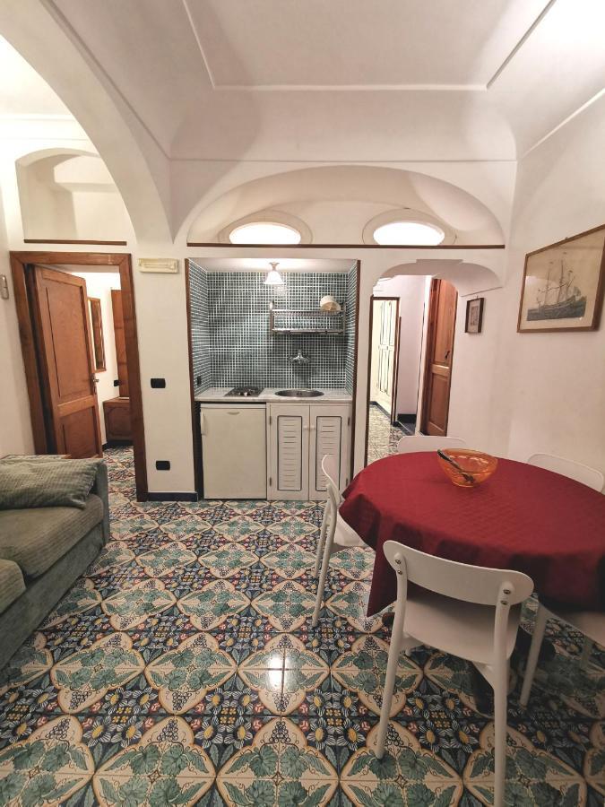 Aparthotel La Caravella Di - Relais&beach Positano