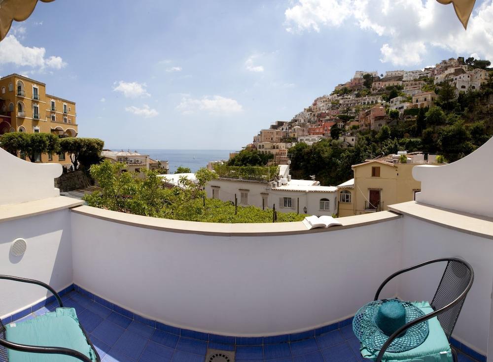 Bougainville 3*