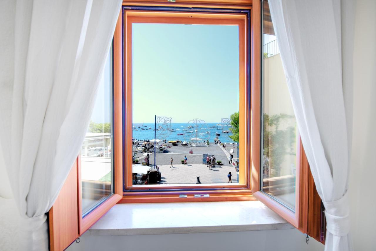 Costanzo Front Apartment Positano