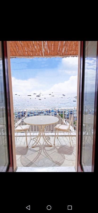 La Caravella Di - Relais&beach Aparthotel Positano