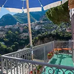 M\'Incanto