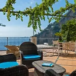 Hotel Punta Regina