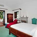 Villa Magenta