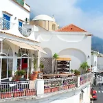 Hostel Brikette