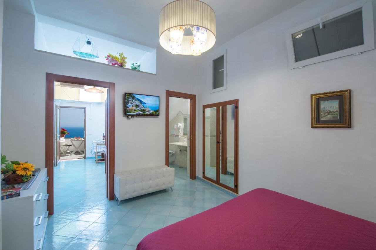 Giovanni's House Guest house