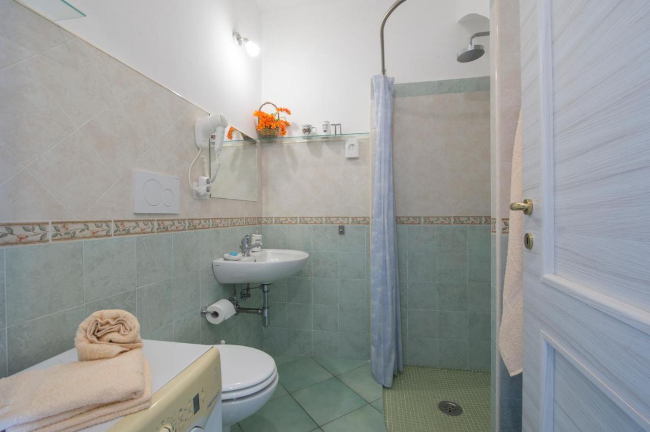 Giovanni's House 2*