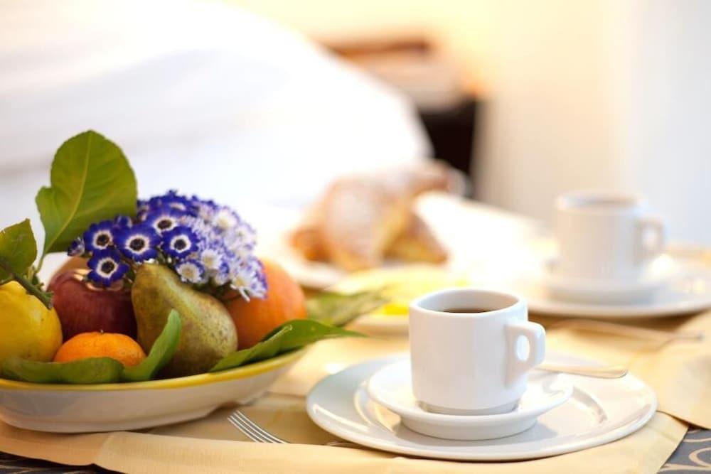 Royal Hotel 4*