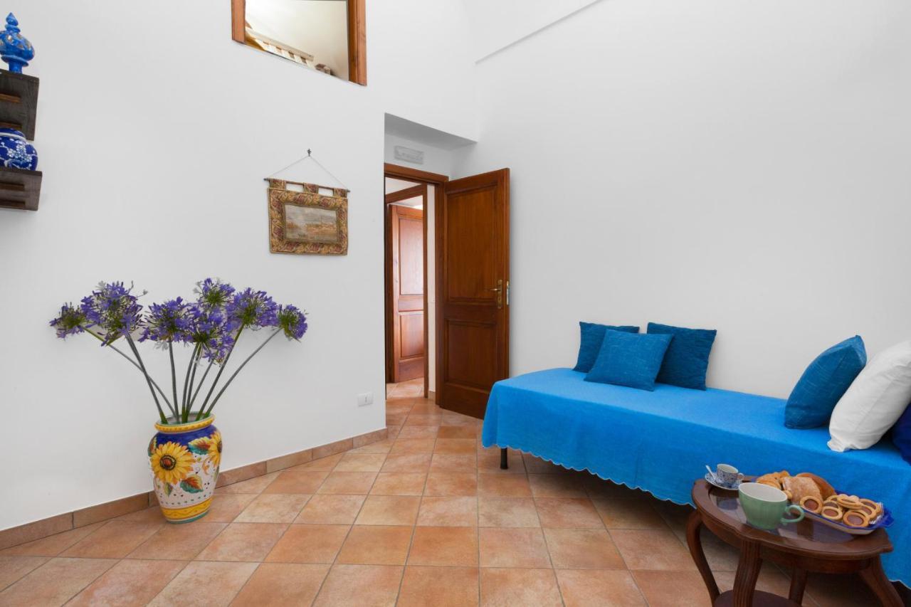 Estate4home - Casa Sofia 330 Steps Holiday home *