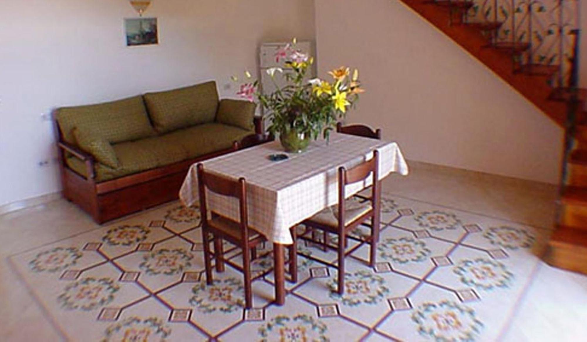 Ludovica Tipo C Apartment Positano