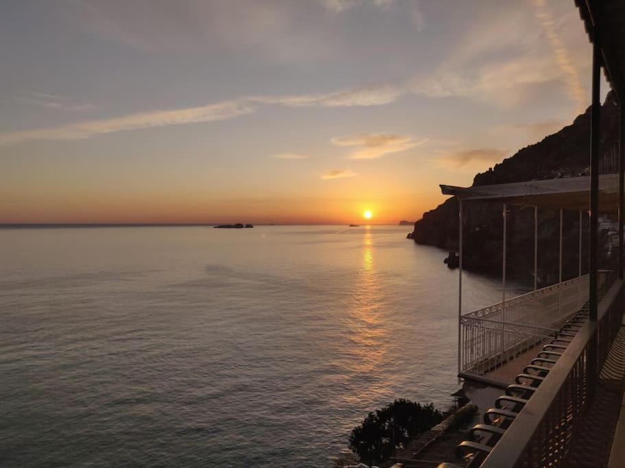 Pleasant With Charming Sea View Apartment Positano