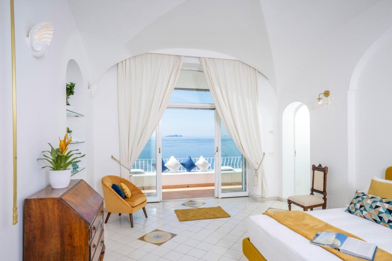 Villa Yourhome - Aldo Marino *