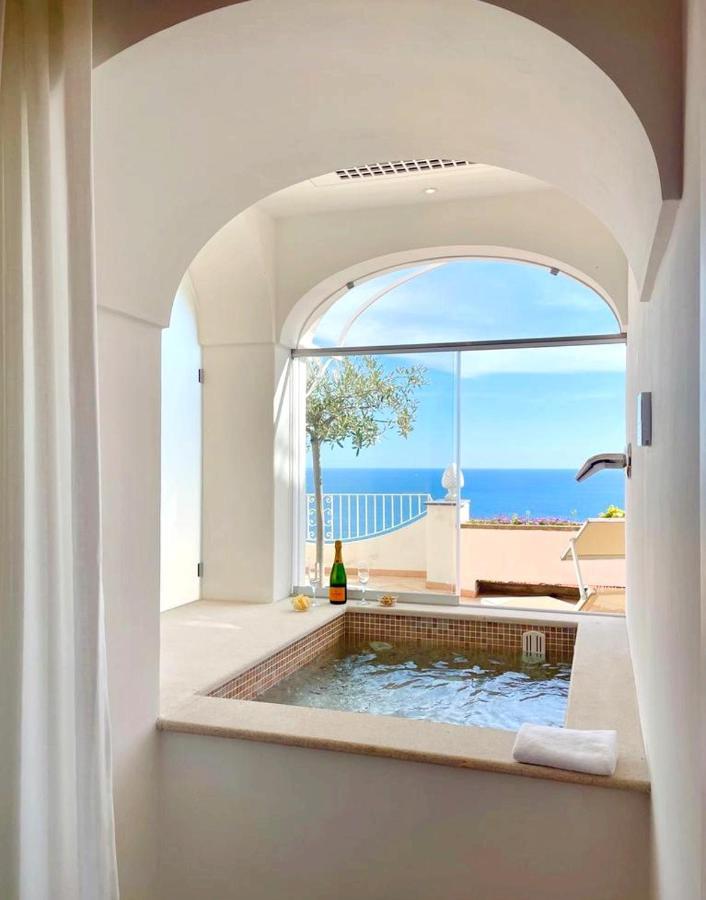 Il Gabbiano 4*