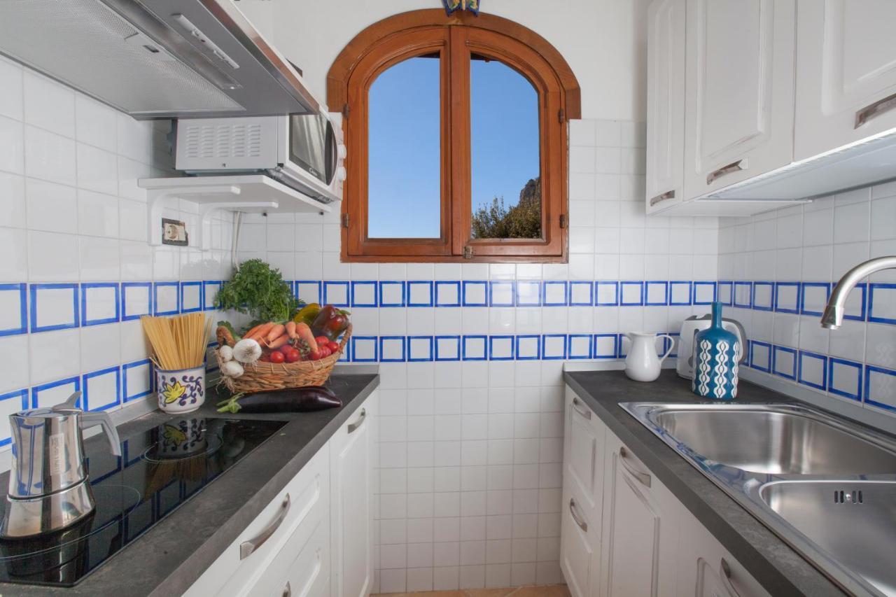 Holiday home Angolo Di Paradiso - De Vivo Realty