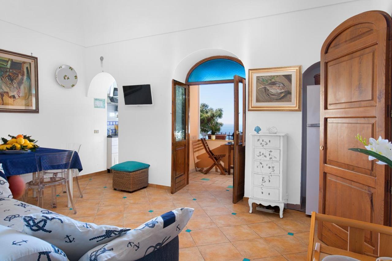 Holiday home Angolo Di Paradiso - De Vivo Realty