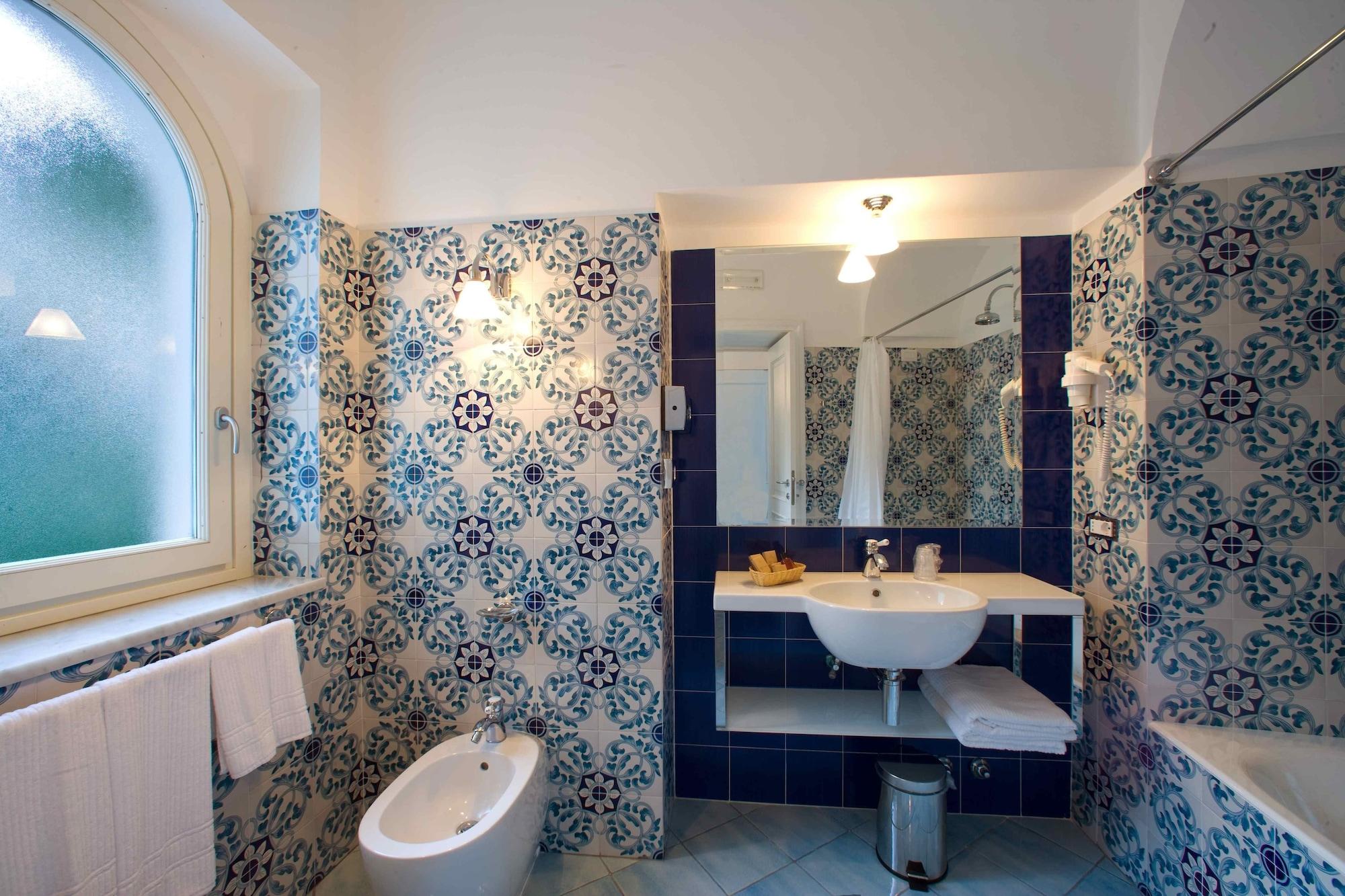 Palazzo Marzoli Charme - Small Luxury Hotel