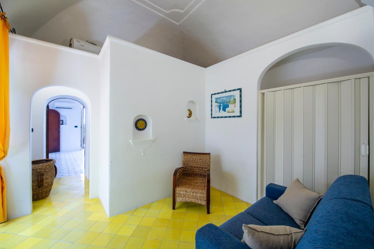 Elio Apartment