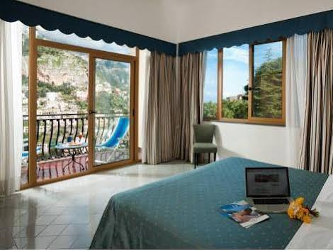 Domina Royal Homestay Positano