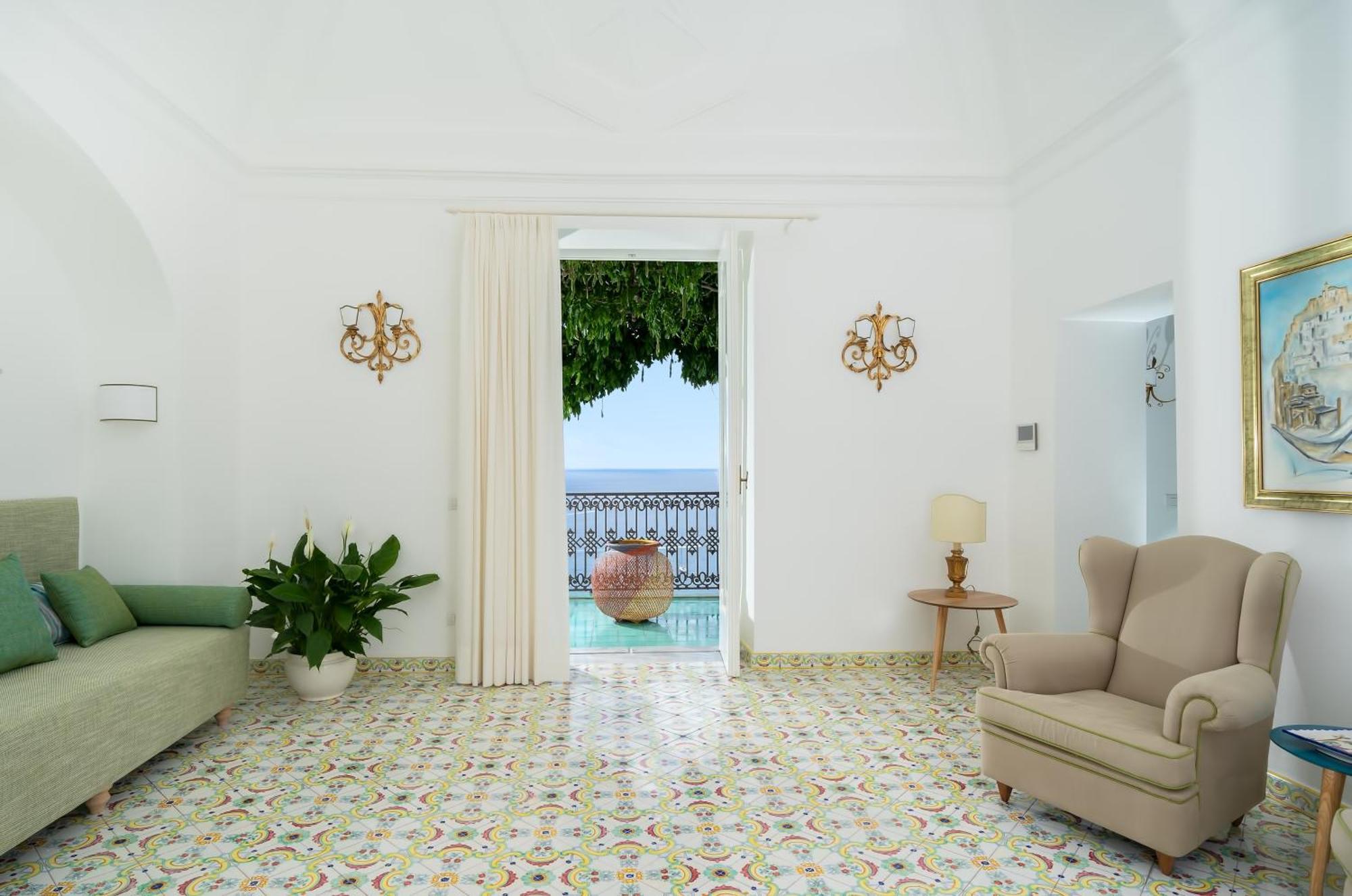 Hotel Punta Regina