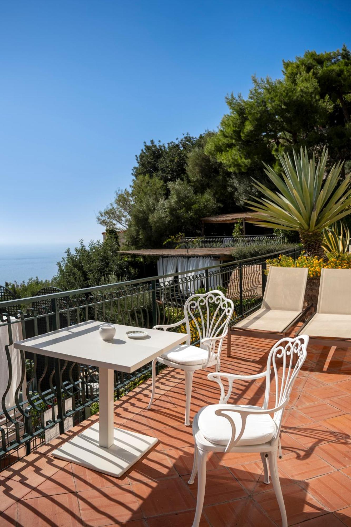 Le Agavi Hotel 5*